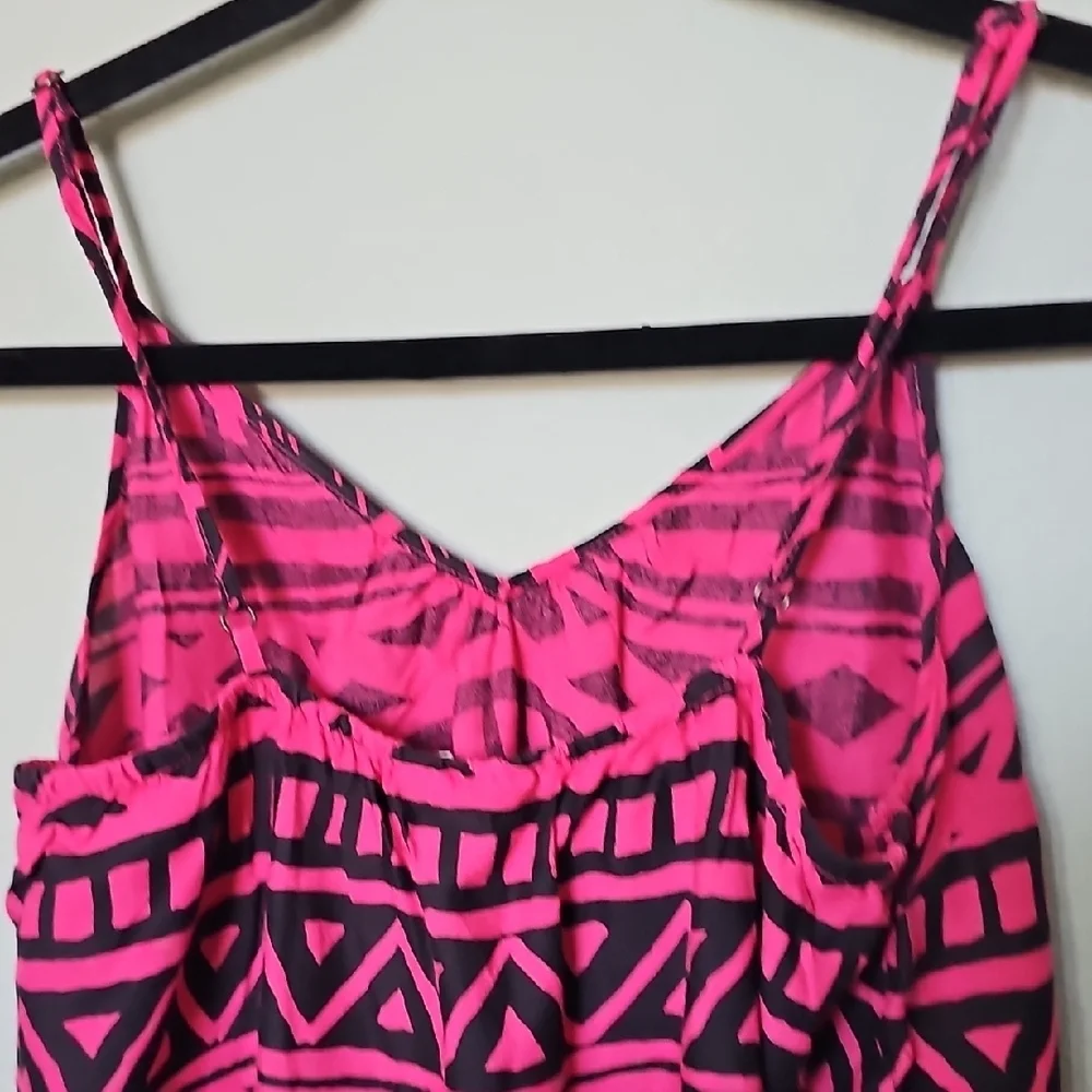 Roxy Stranger Things Vibe Pink and Black Geometric Tank Top Large